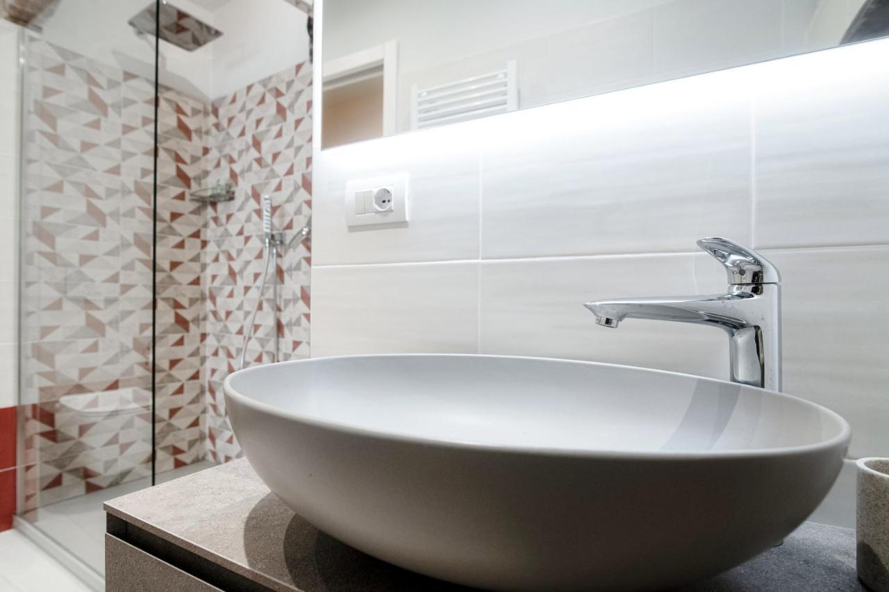 Historical Suites - The House Of Travelers كومو المظهر الخارجي الصورة