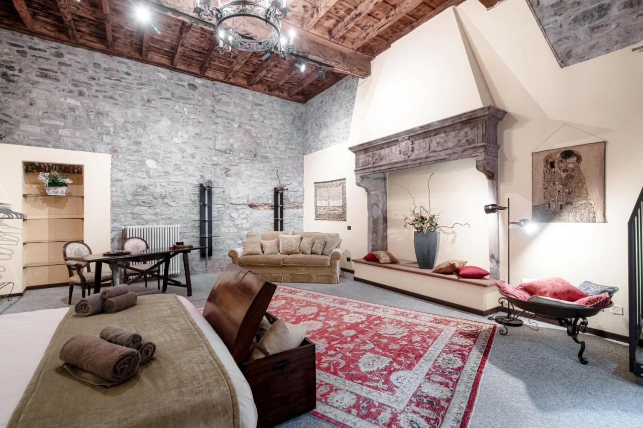 Historical Suites - The House Of Travelers كومو المظهر الخارجي الصورة