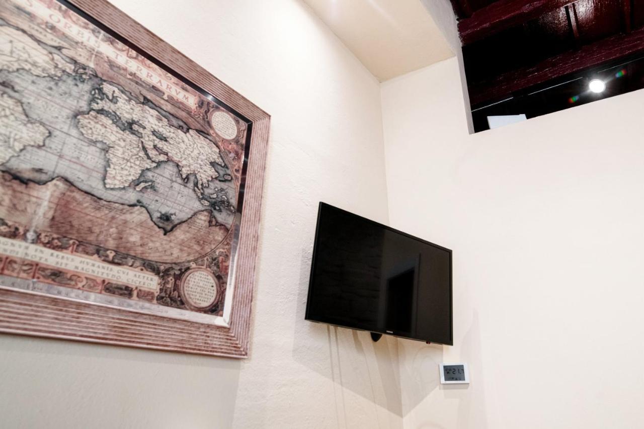 Historical Suites - The House Of Travelers كومو المظهر الخارجي الصورة